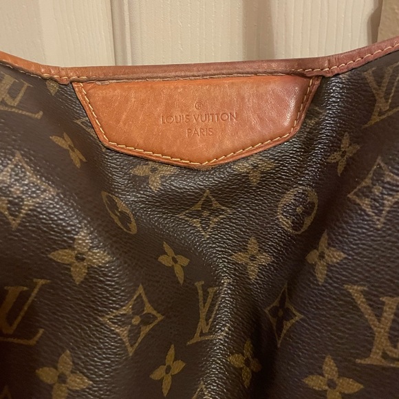 Authentic Louis Vuitton Estrela - Picture 2 of 10